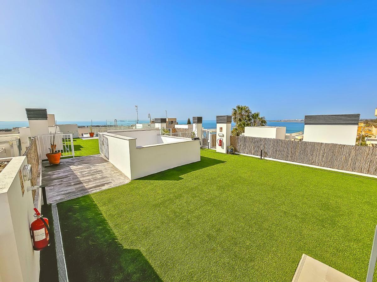Oceanfront Duplex With A Rooftop Pool And Terrace El Puerto de Santa Maria Ngoại thất bức ảnh