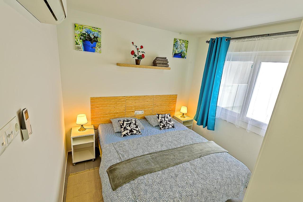Oceanfront Duplex With A Rooftop Pool And Terrace El Puerto de Santa Maria Ngoại thất bức ảnh